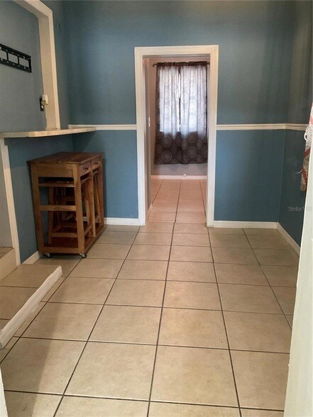 Building Photo - 1513 W Rio Vista Ave
