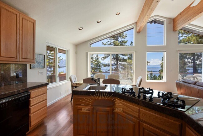 Building Photo - 101 Red Cedar Dr