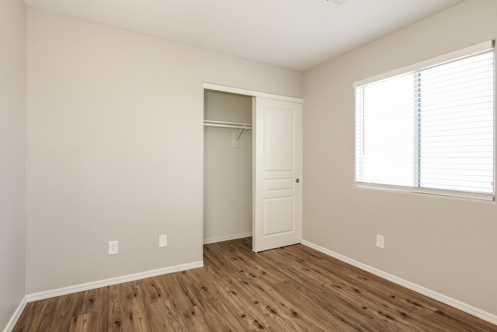 Building Photo - 24236 W Lasso Ln