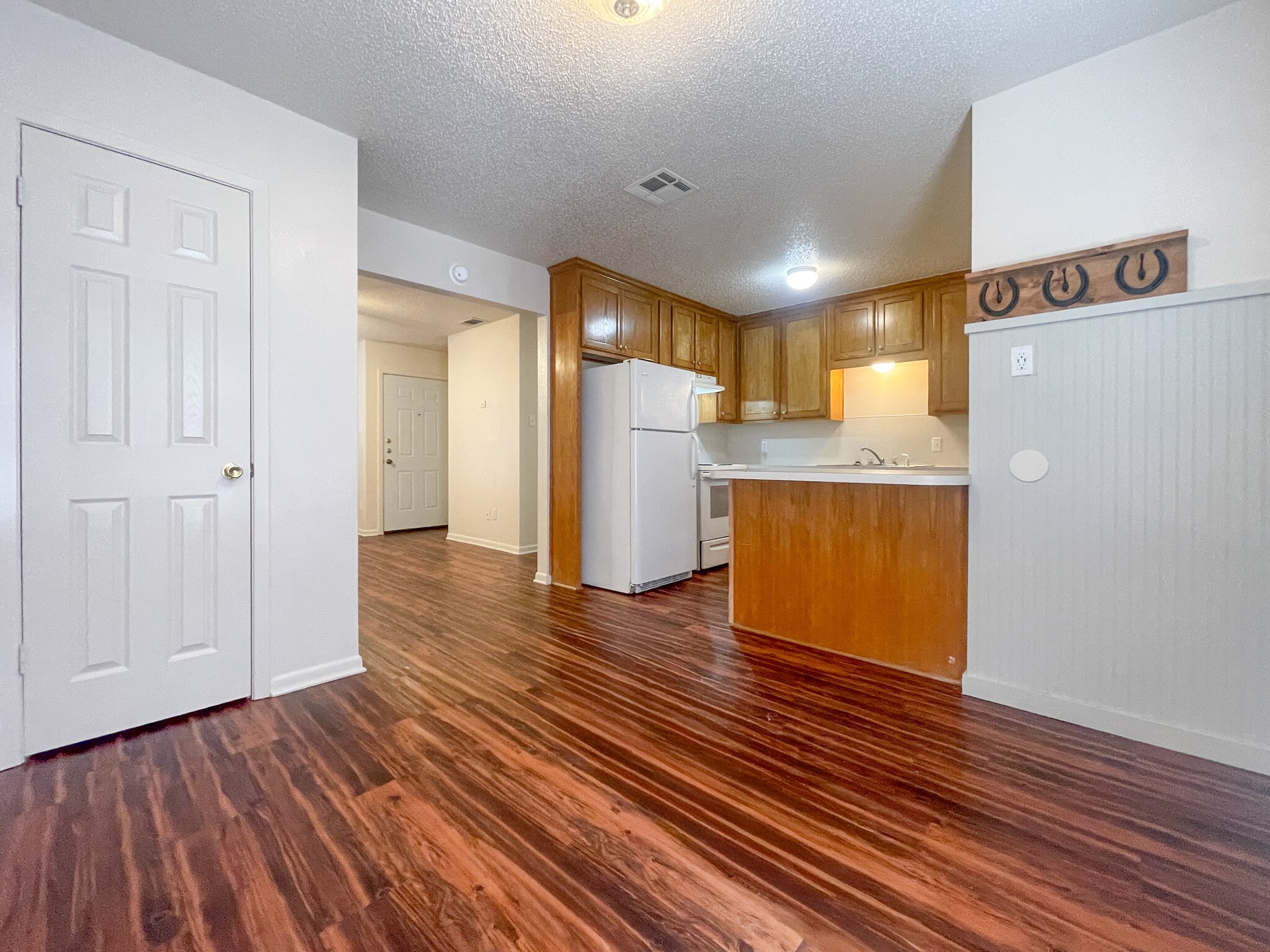 Building Photo - 255 Betty Jane Ln