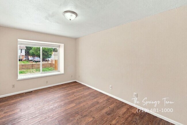 Building Photo - 3060 Maverick Dr