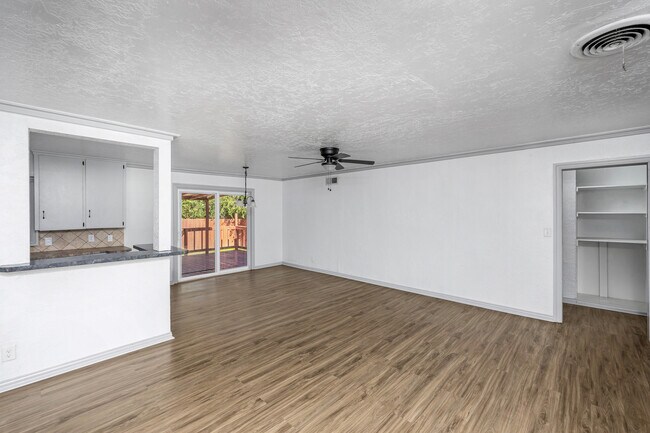 Building Photo - 713 NW 32nd St