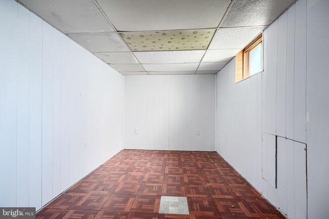 Building Photo - 7839 Birmingham Ave