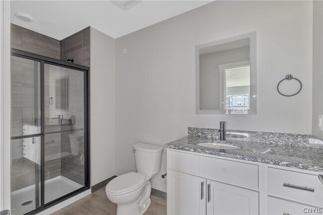 Building Photo - 21 Loso Dr
