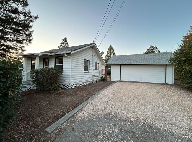 Building Photo - 7832 Mill Station Rd