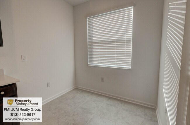 Building Photo - 1259 Lassen St