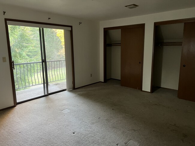 Building Photo - 15607 62nd Ave NW