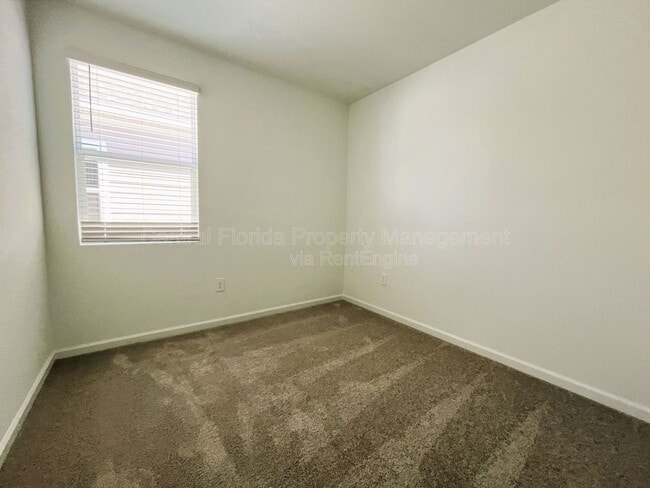 Building Photo - 2080 Rider Rain Ln