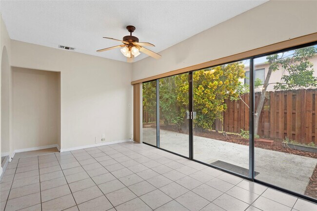 Building Photo - 2516 SW 74th Terrace