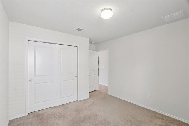 Building Photo - 3624 Black Granite Dr