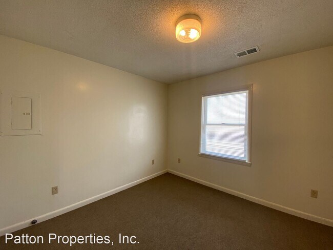 Building Photo - 3 br, 2 bath House - 2723 Dubard Street