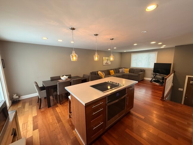 Building Photo - 19013 Quail Valley Blvd