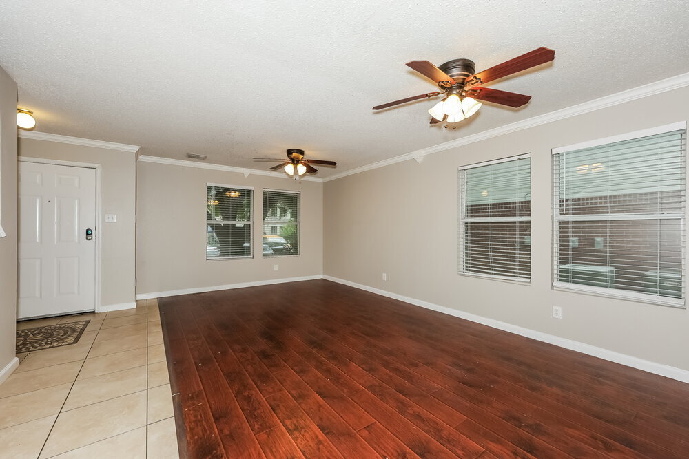 Building Photo - 3115 Teodoro Dr