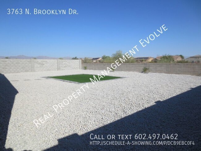 Building Photo - COME TOUR TODAY!