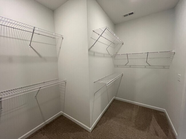 Building Photo - Gorgeous NEW CONSTRUCTION 3 BR 2 Bath Home - Right off Hwy 231 S.