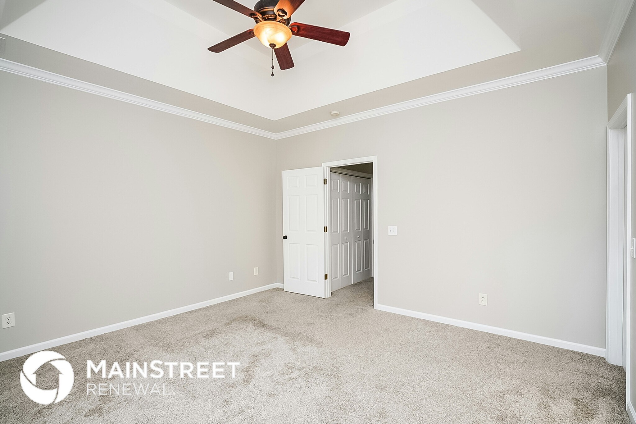 Building Photo - 4813 Peninsula Pointe Dr