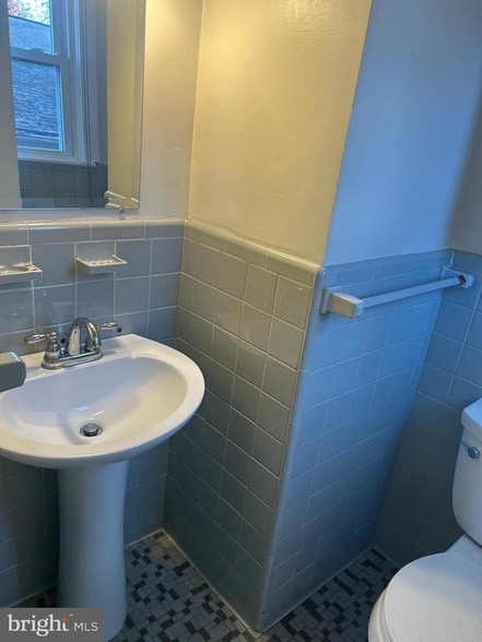 Building Photo - 3013 Nash Pl SE