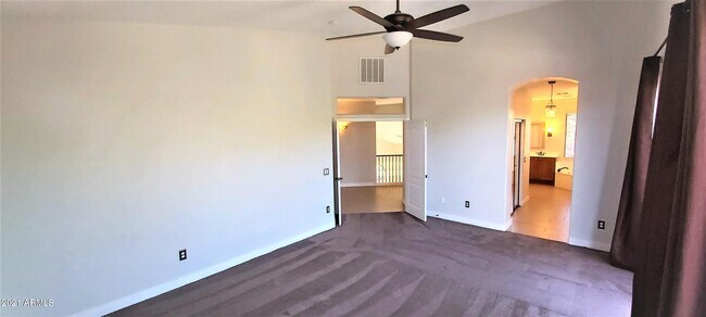 Building Photo - 3741 N Ladera Cir