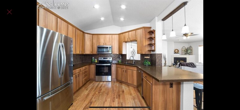 Building Photo - 9544 Waterbury Dr