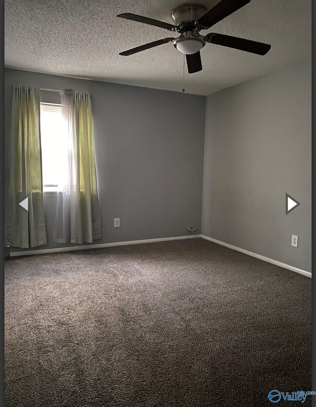 Building Photo - 3621 N Crestview Dr NW