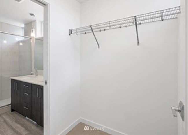 Building Photo - Greenlake 2bed / 2bath Townhouse