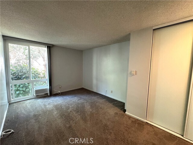 Building Photo - 6355 Green Valley Cir