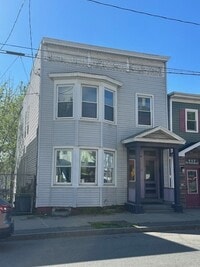 Building Photo - 945 Broadway