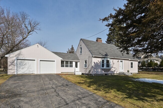 Primary Photo - 640 Chestnut St