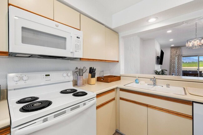 Building Photo - 187 Desert Falls Cir
