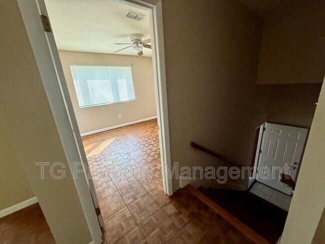 Building Photo - 403 St Augustine Blvd