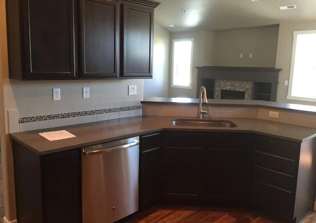 Building Photo - Beautiful Spacious Home in Meridian!