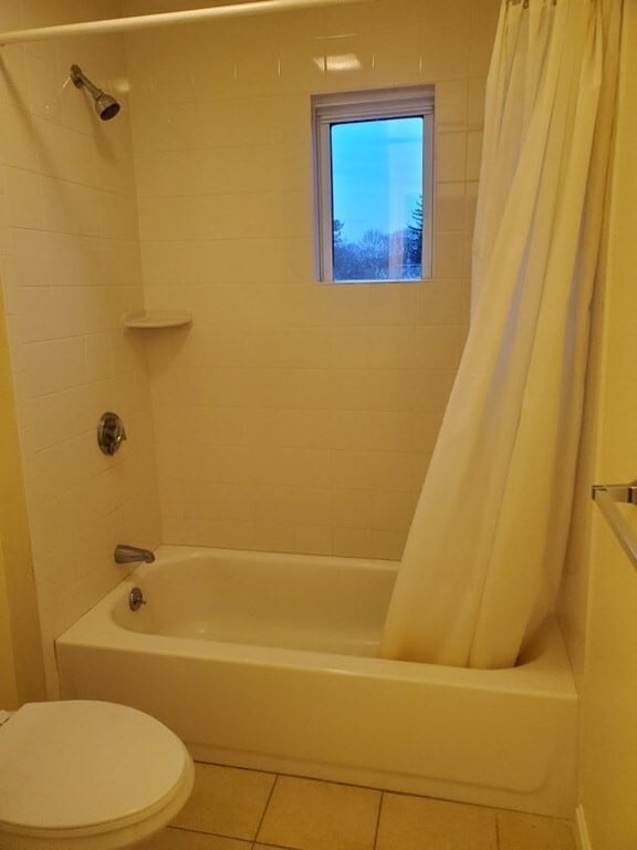 Building Photo - 293 School St