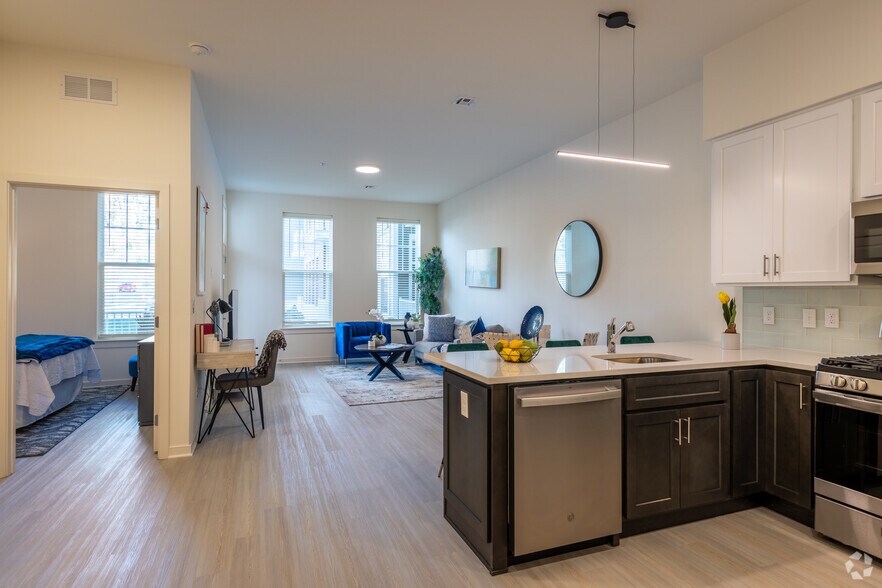 1BR, 1BA - 756SF - VIEW 22 APARTMENTS