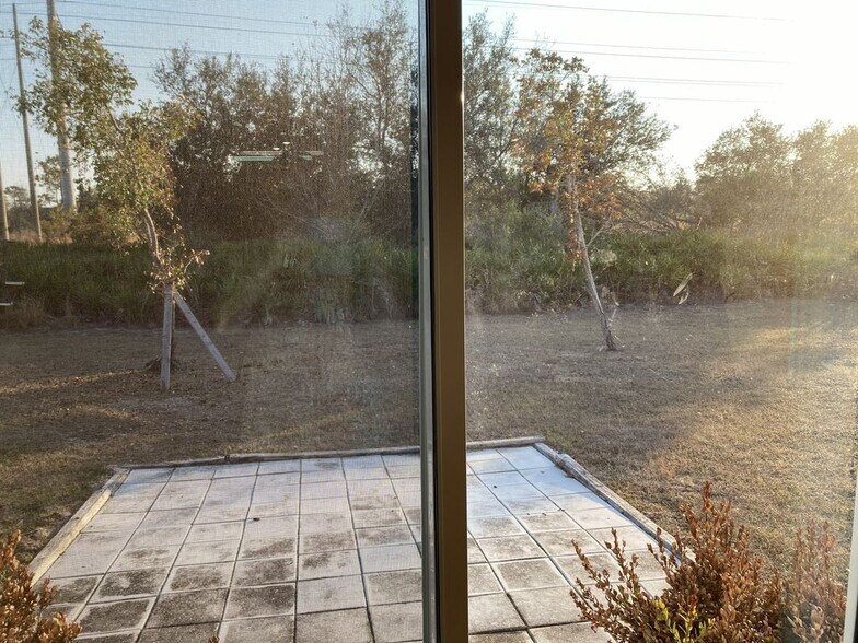 Building Photo - 26335 Explorer Rd