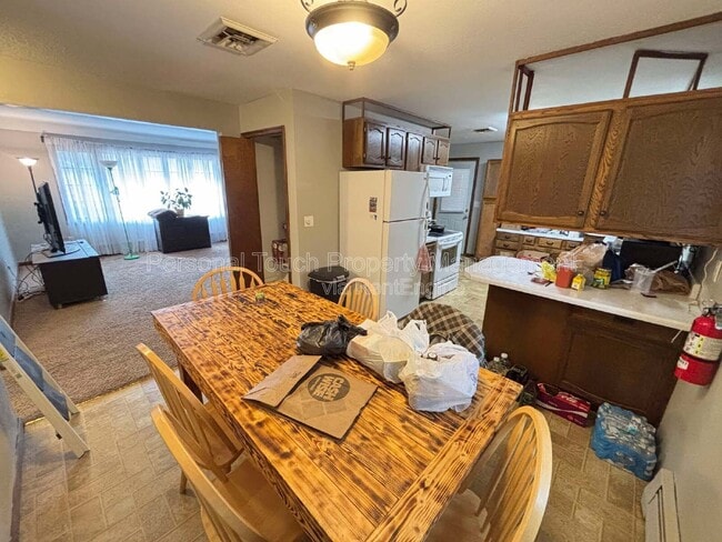 Building Photo - 1416 13th St S