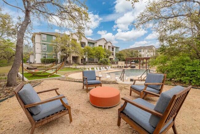 Building Photo - 5511 Pecan Spgs Rd