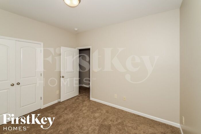 Building Photo - 4463 Sierra Ln