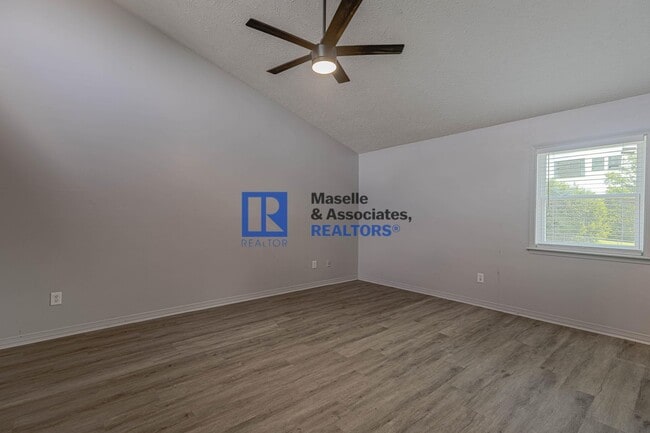 Building Photo - 2 Bed/2 Bath in Northtown Subdivision