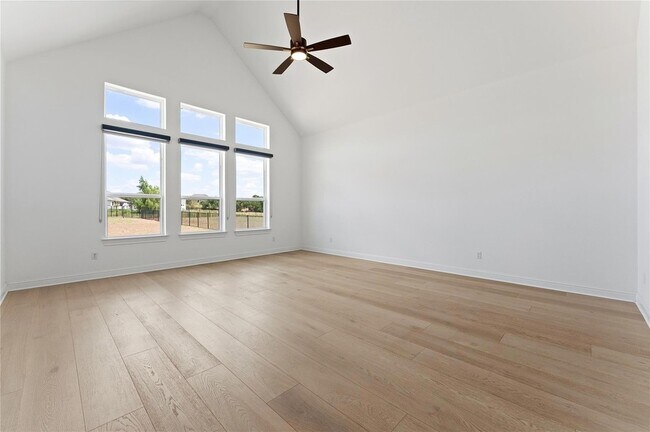 Building Photo - 704 Prairie Clover Dr