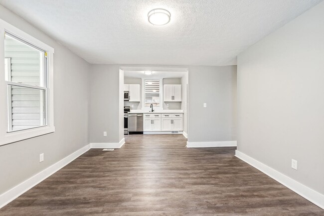 Building Photo - Completely Renovated 4 Bedroom Home in West View!!