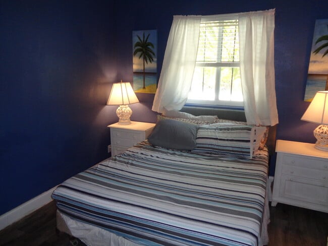 Building Photo - 2626 Webb Ave