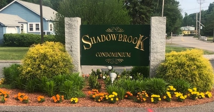 Building Photo - 14 Shadowbrook Ln
