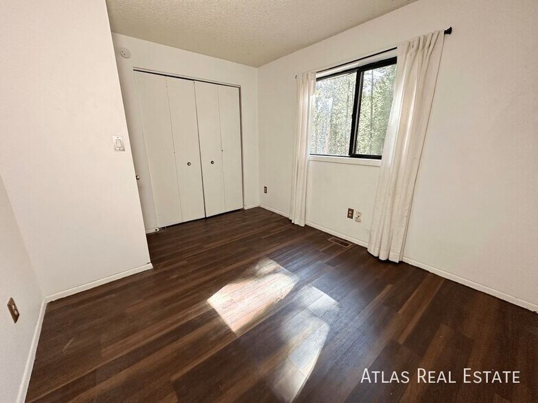 Building Photo - 1309 Browning Ave