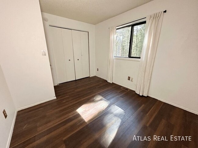 Building Photo - 1309 Browning Ave