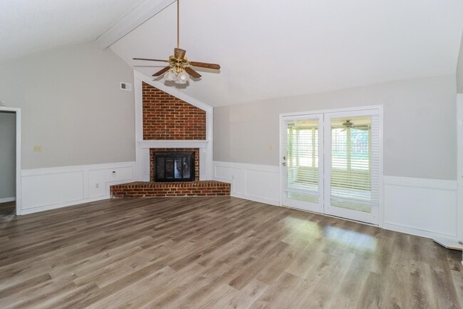 Building Photo - 8257 River Creek Cove