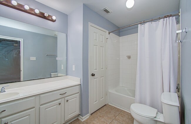 Building Photo - 6307 S Wintersage Ln