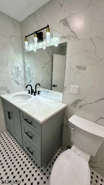 Building Photo - 1 Claridge Dr