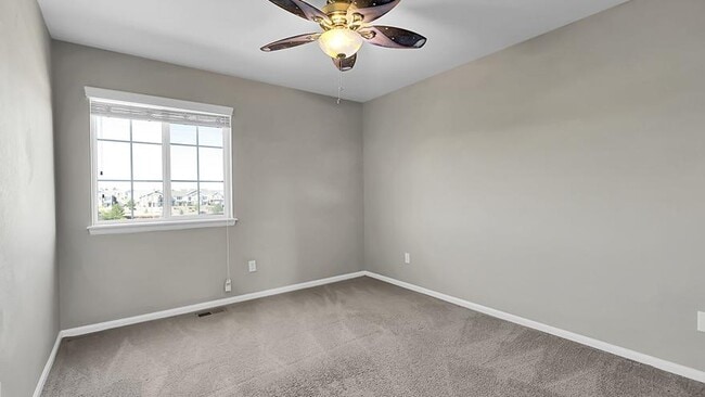 Building Photo - 6011 S Irvington Ct