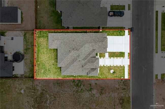 Building Photo - 3209 E Rabbit Run Ave