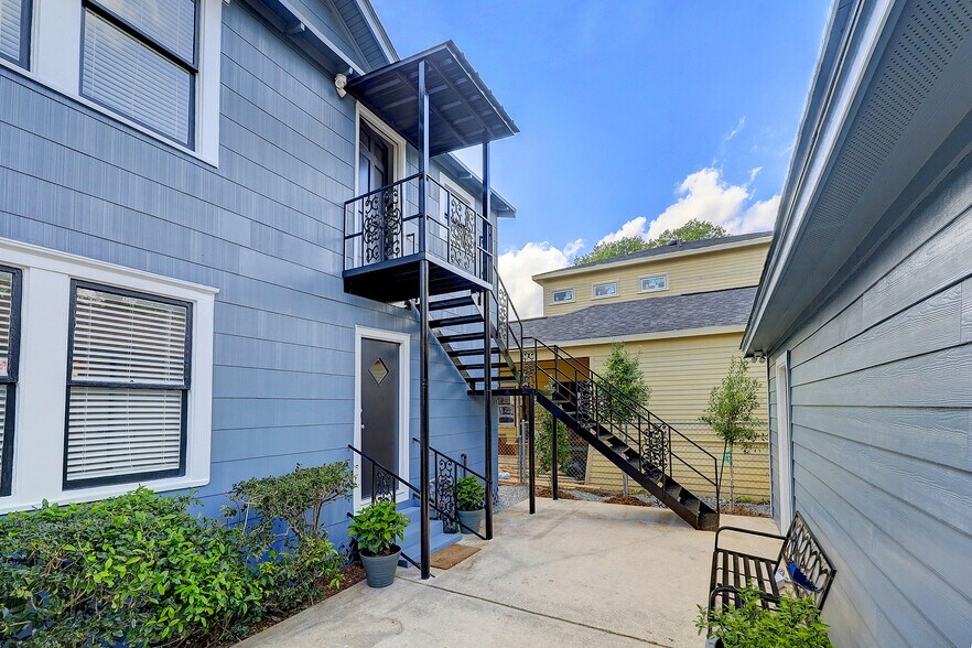 2nd Floor unit - 603 Euclid St